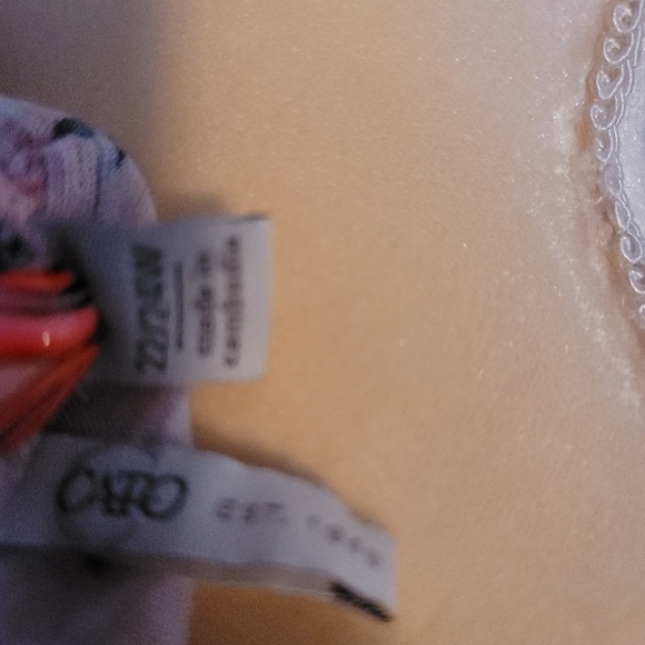 Bordeaux floral top ♡ - Picture 3 of 3